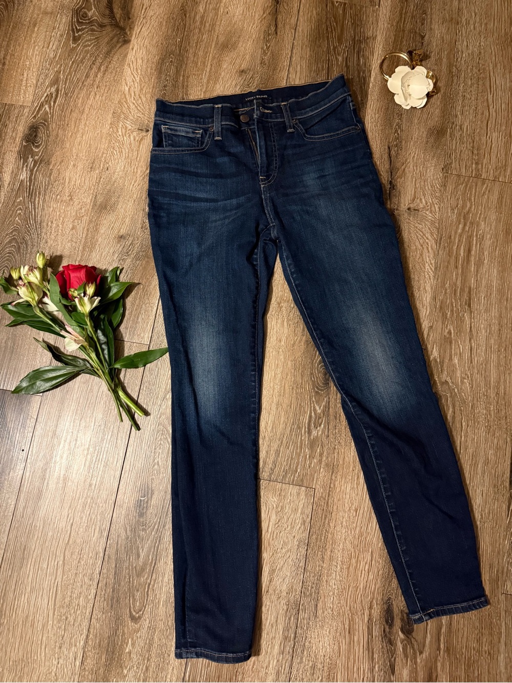 Lucky Brand Women's Dark Indigo Skinny Jeans